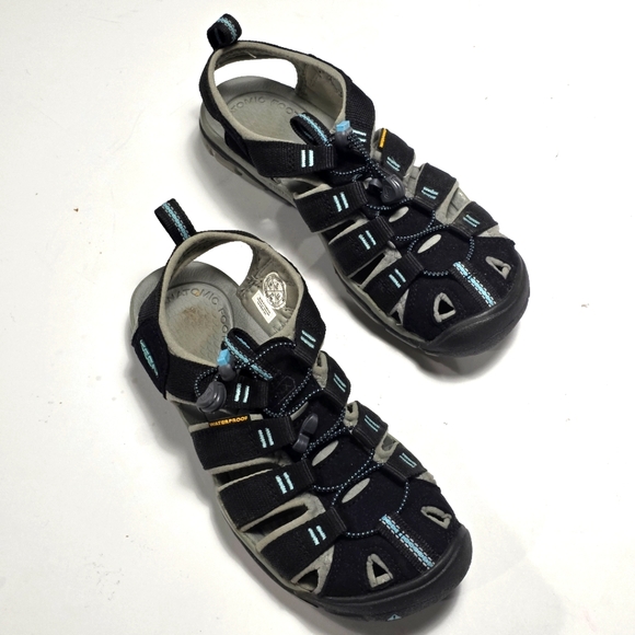 Keen Black and Blue Sandals Size 6 - Picture 1 of 11